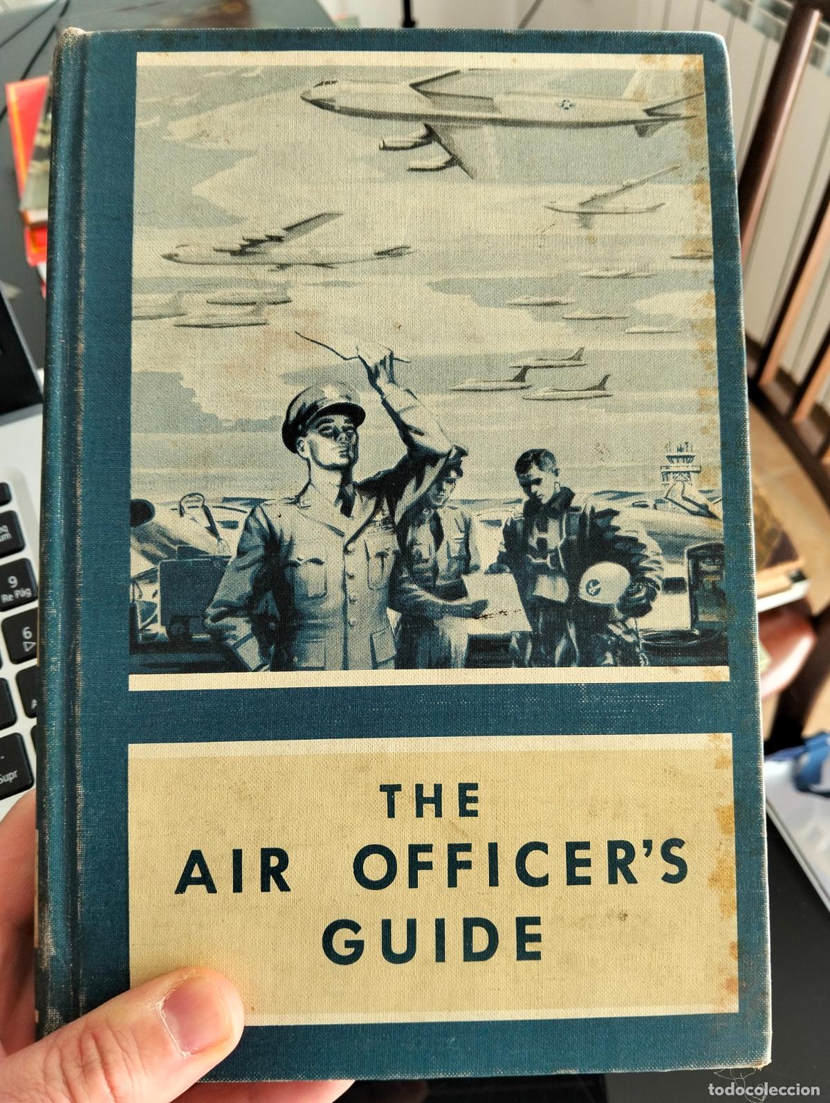 Militaria: Rarisimo. Aviacion Militar. Air Officer's Guide, USA. a&ntilde;os 60. Carece de Portada.VISITA CATALOGO L54