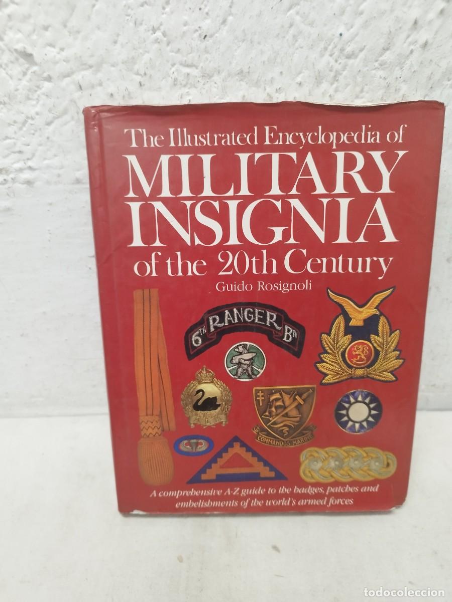 Militaria: Libro militar enciclopedia ilustrada de insignias militares del 20th aniversario Guido Rosignol.