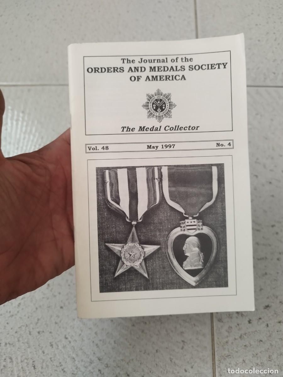 Militaria: The Medal Collector&rdquo;, la revista oficial de la Orders and Medals Society of America OMSA. mayo 1999.