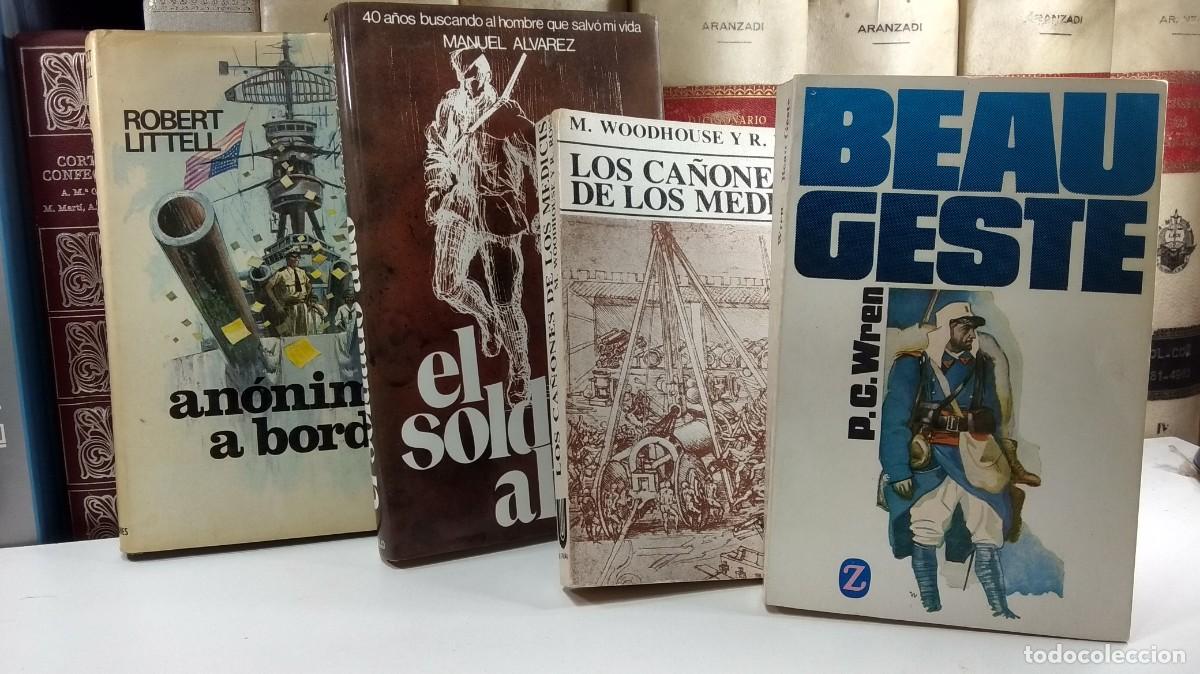 Militaria: Lote 4 libros tem&aacute;tica militar. Cito t&iacute;tulos, autores y paginaciones.
