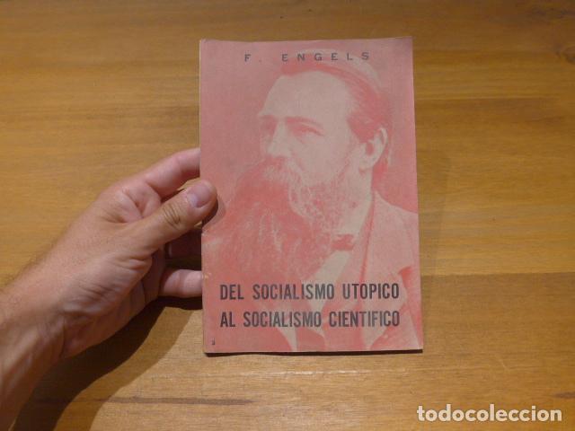 Militaria: Antiguo libro Del socialismo utopico al socialismo cientifico, Engels. 1937. Guerra civil. Comunista