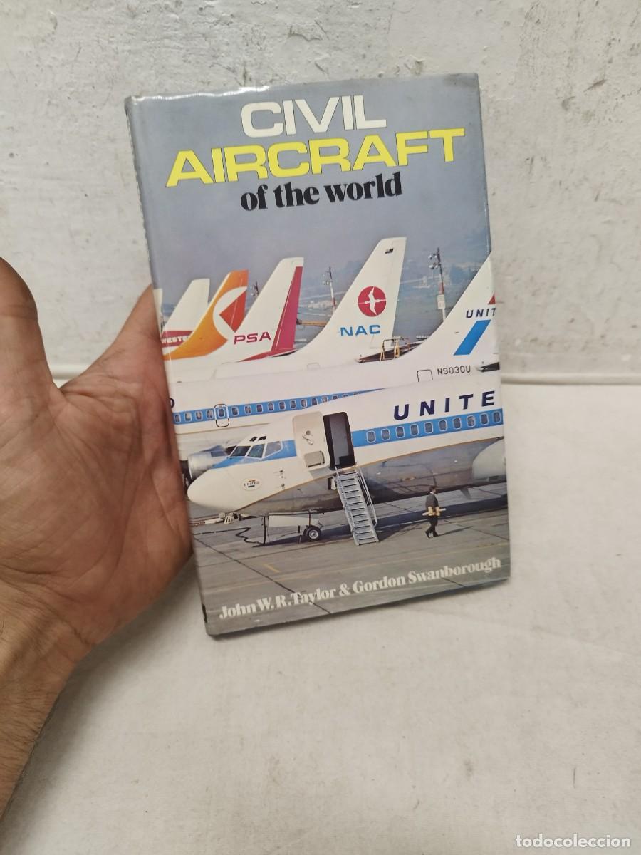 Militaria: Libro aviones, aeronaves civiles del mundo, en ingles. Civil aircraft of the world.