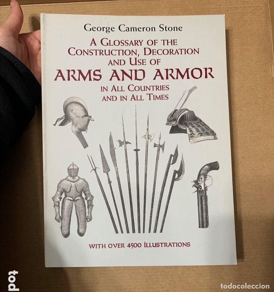 Militaria: LIBRO ARMS AND ARMOR