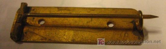 Militaria: Prendedor de medalla - Foto 1