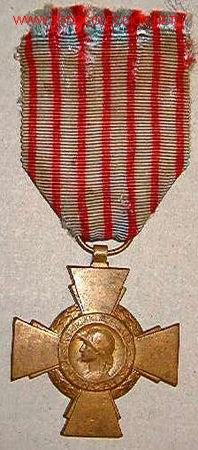 Militaria: Cruz de combatiente. - Foto 1