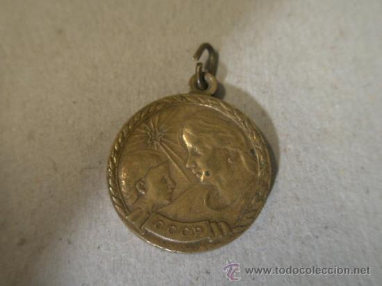 Militaria: Medalla Sovi&eacute;tica, sin cinta - Foto 1