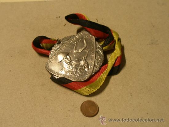 Militaria: Medalla de cuello versi&oacute;n plata RDA - Foto 1