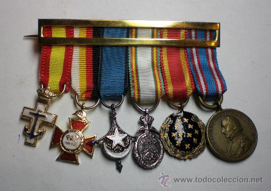 pasador de gala con 6 miniaturas de medallas mi - Acheter Médailles  militaires espagnoles anciennes sur todocoleccion