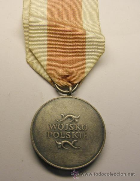 Militaria: Medalla polaca. - Foto 2