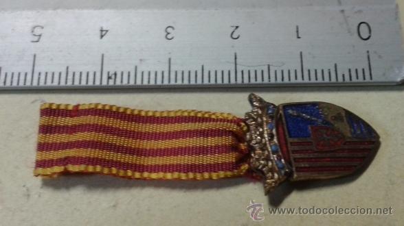 Militaria: Miniatura de insignia transformada en medalla. - Foto 1