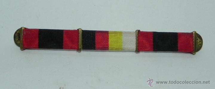 Militaria: PASADOR DE CINTAS  - MIDE 11 CMS - Foto 1