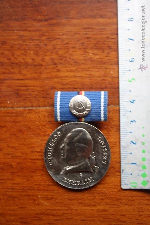 Militaria: Medalla de la RDA,  German Gotthold Ephraim lessing - Foto 1