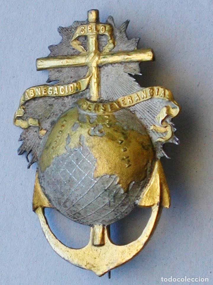 Militaria: MEDALLA O BROCHE A LAS SE&Ntilde;ORITAS AUXILIADORAS DE LAS MISIONES