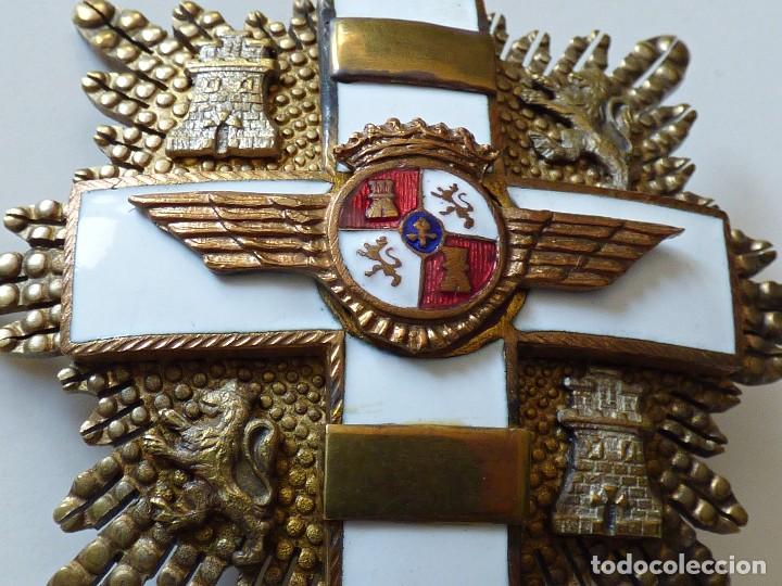 Militaria: GRAN CRUZ DEL M&Eacute;RITO AERON&Aacute;UTICO. EJ&Eacute;RCITO DEL AIRE 1950