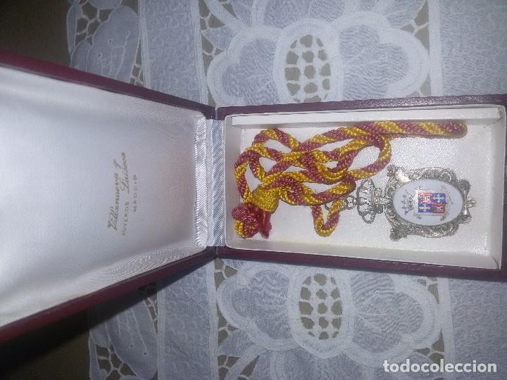 Militaria: MEDALLA. DISTINTIVO MONARCA - Foto 5