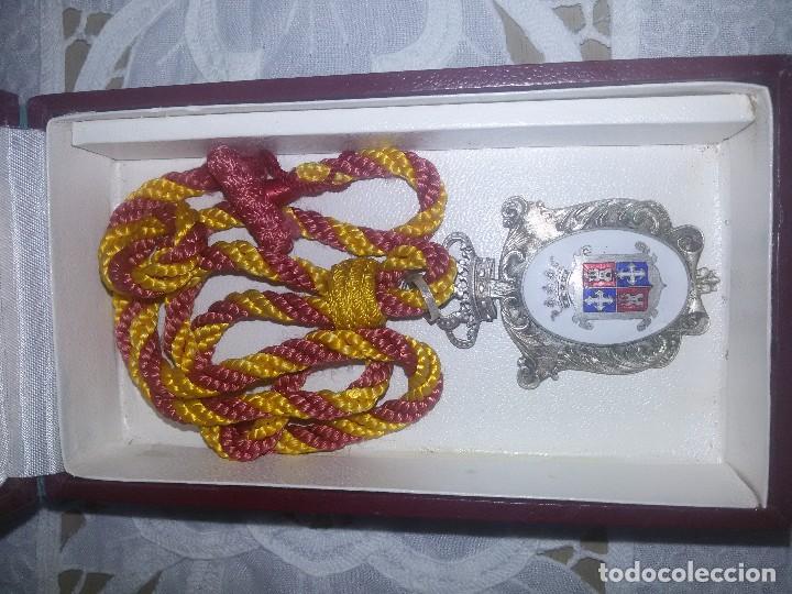 Militaria: MEDALLA. DISTINTIVO MONARCA - Foto 25