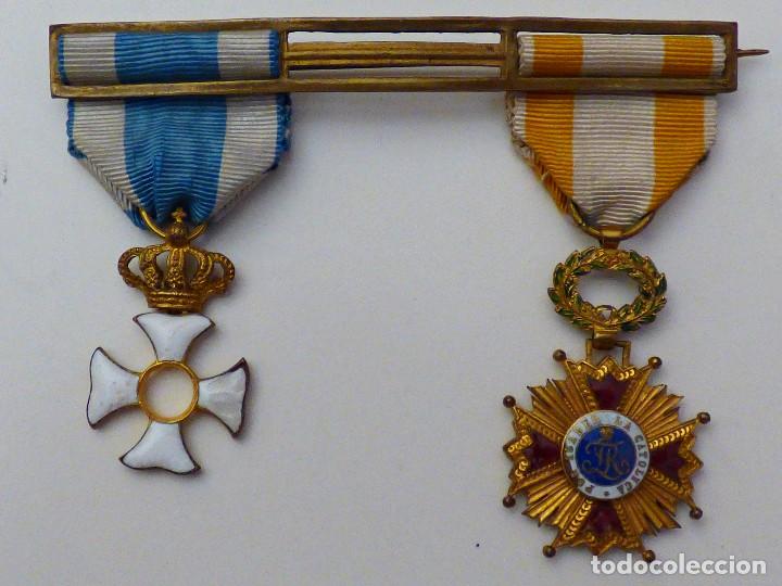 Militaria: PASADOR CON MEDALLAS ORDEN M&ordf; ISABEL LUISA Y ORDEN ISABEL LA CAT&Oacute;LICA