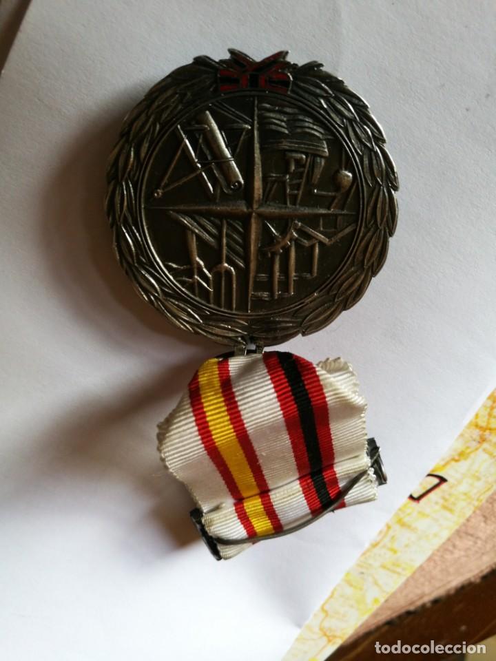 Militaria: Medalla de m&eacute;rito sindical - Foto 3