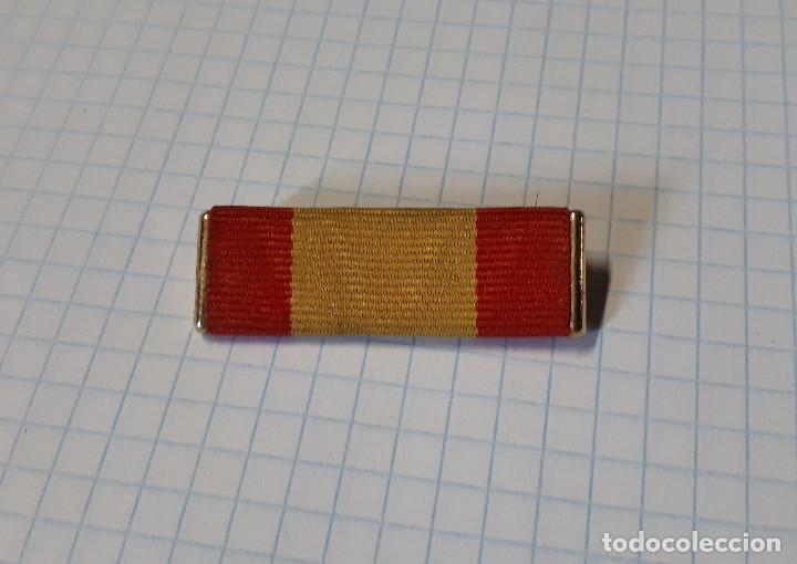 Militaria: Pasador - Foto 1