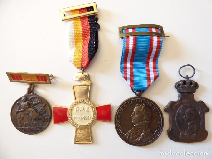 Militaria: MEDALLAS &Eacute;POCA DE FRANCO Y UNA DE HOMENAJE A LOS REYES