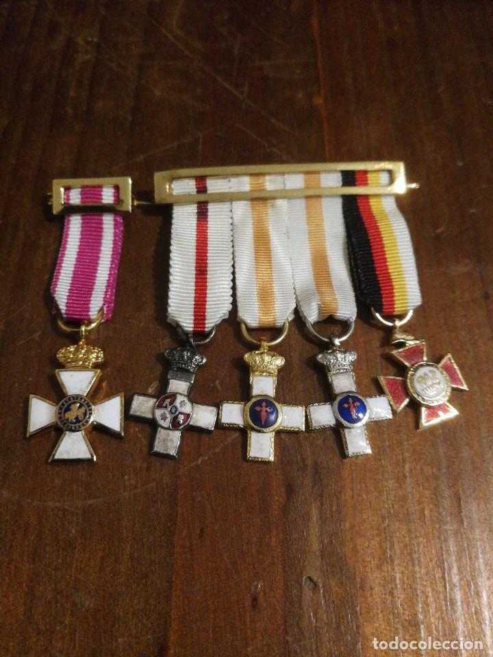 dos medallas militares miniatura españolas - Compra venta en todocoleccion
