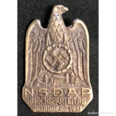 Militaria: INSIGNIA NSDAP REICHSPARTEITAG NÜRNBERG 1933 ALEMANIA PARTIDO NAZI TERCER REICH