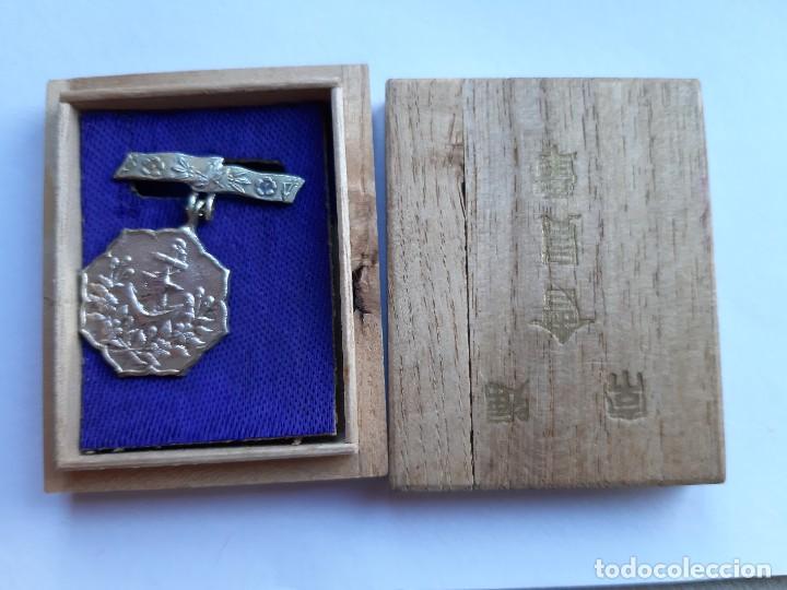 26 WW2. JAPON. MEDALLA DE LA ASOCIACIÓN DE MUJERES PATRIÓTICAS. EN SU CAJA (Militar - Medallas Internacionales Originales)