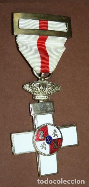 156,,MEDALLA AL MERITO MILITAR,DISTINCION BLANCA (Militar - Medallas Españolas Originales )