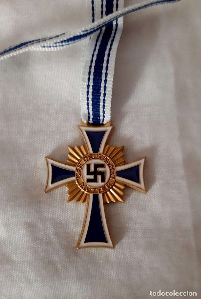 MEDALLA MILITAR CRUZ DE LA MADRE ALEMANA (Militar - Medallas Internacionales Originales)