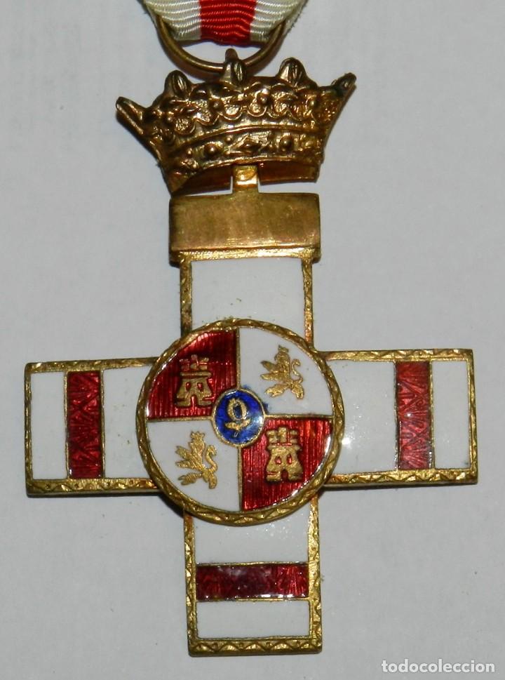 Militaria: Cruz al Mérito Militar con Distintivo Blanco. Pensionada. Época de Franco. Tal y como se ve en las f - Foto 3 - 305147718