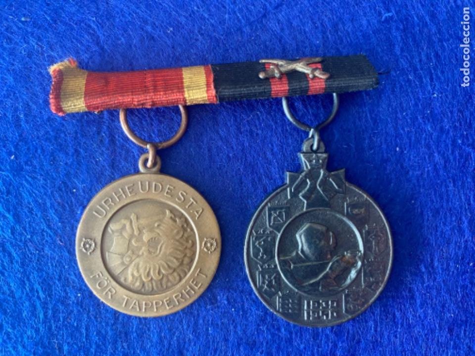 PASADOR ORIGINAL FINLANDIA CON DOS MEDALLAS AL MÉRITO BRONCE Y COMBATE GUERRA INVIERNO CONTRA URSS (Militar - Medallas Internacionales Originales)