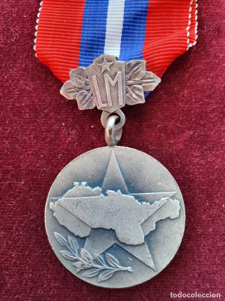 Militaria: Medalla chequoslovakia - Foto 1
