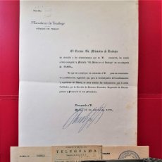 Militaria: CONCESION MEDALLA DE PLATA AL MERITO DEL TRABAJO Y TELEGRAMA 1972,REGIMEN GENERAL FRANCISCO FRANCO. Lote 366594261