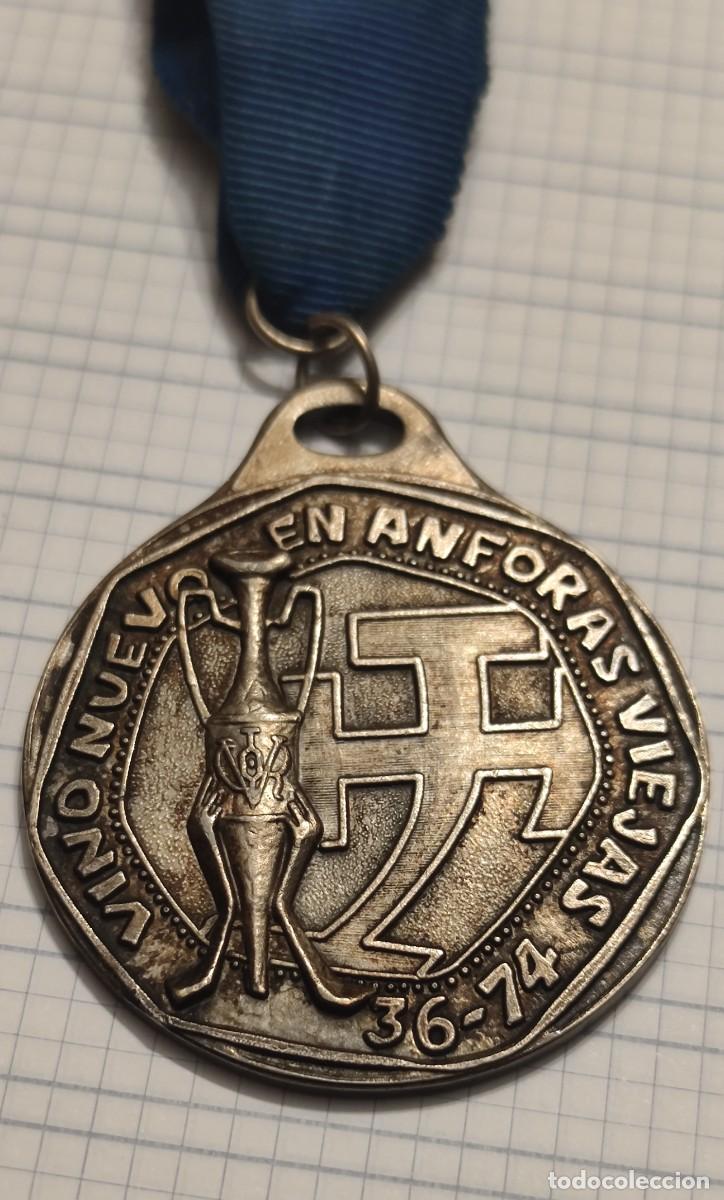 Militaria: Medalla de la O.J.E. - Foto 1
