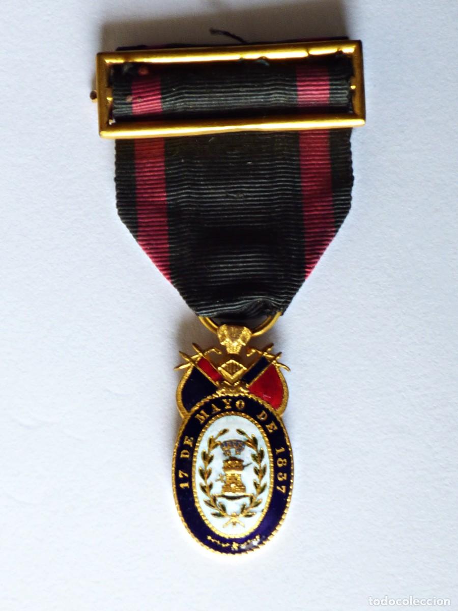 Military Antiques: IR&Uacute;N. MEDALLA PRIMERA GUERRA CARLISTA. BATALLA DE IR&Uacute;N 17 DE MAYO 1837