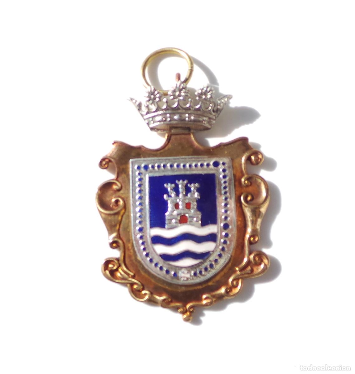 Militaria: MEDALL&Oacute;N.- ALCALD&Iacute;A. AYUNTAMIENTO DE ROTA.(C&Aacute;DIZ).