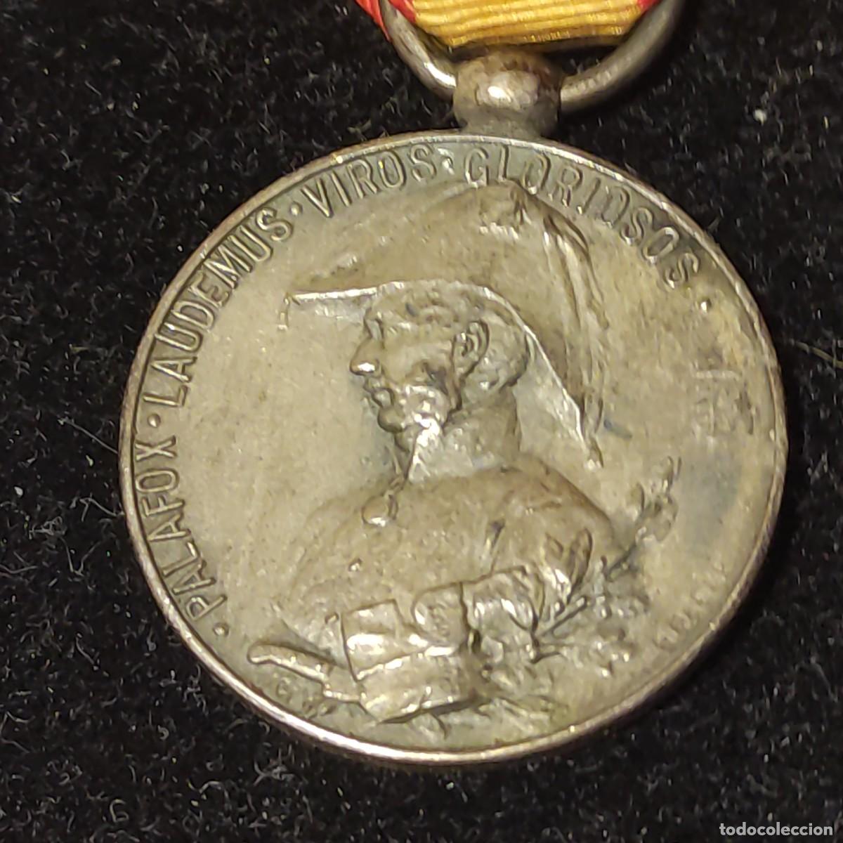 Militaria: Medalla centenario de sitios de Zaragoza - Foto 2