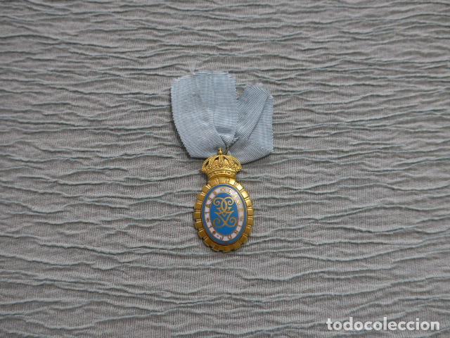 Militaria: Antigua medalla sueca del jubileo del Rey Gustav V de Suecia de 1928, original.