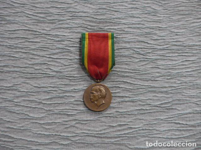 Militaria: Antigua medalla brasile&ntilde;a del centenario de Rui Barbosa en 1949, original. Brasil.
