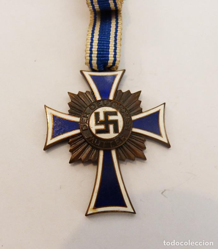 Militaria: Cruz de la madre versi&oacute;n bronce - Foto 2