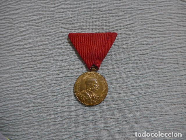 Militaria: Antigua medalla austrohungara de Honor por 40 a&ntilde;os de servicio fiel. Austria Hungria.
