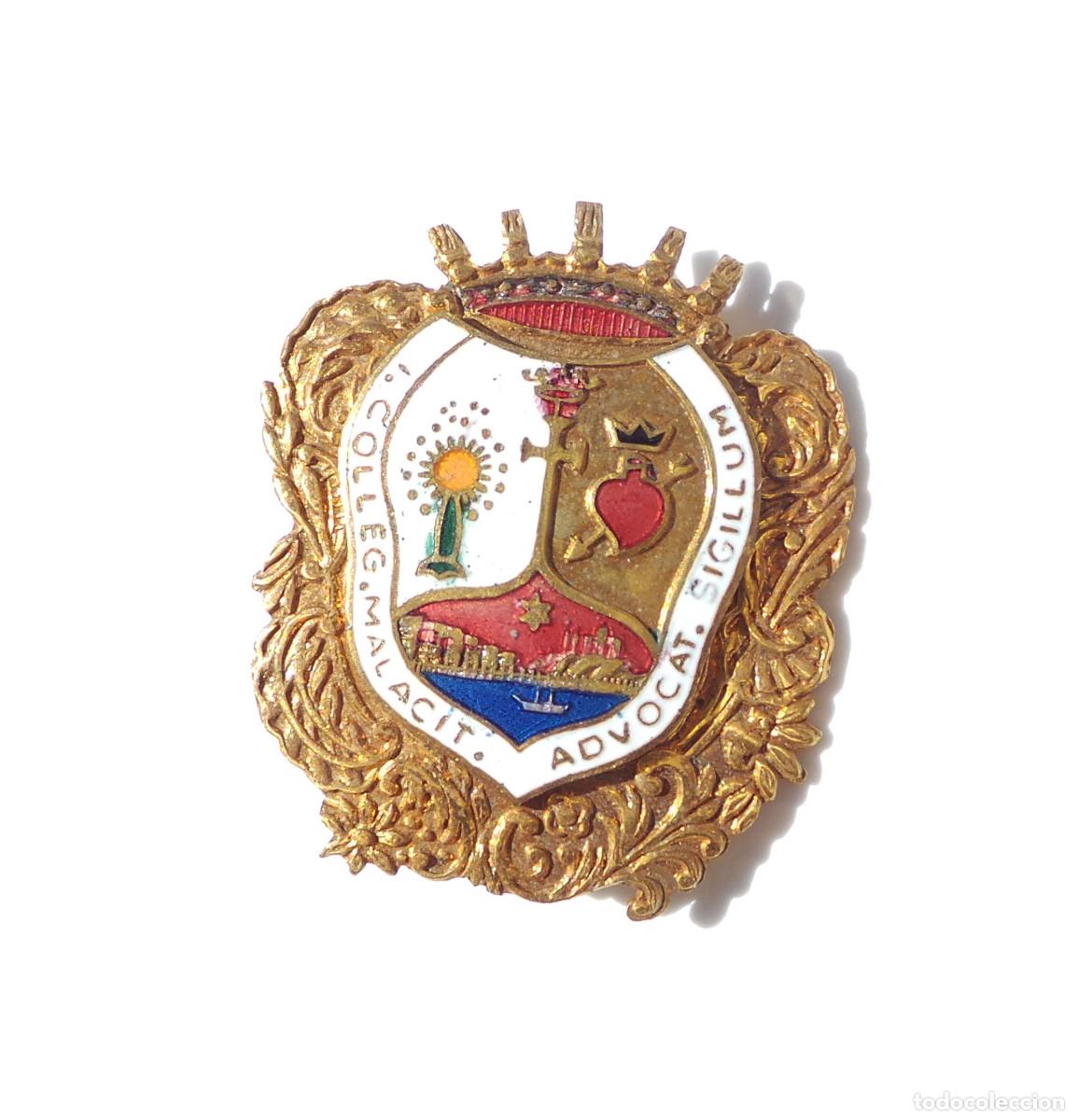 Military Antiques: MEDALLA.- DISTINTIVO. ILUSTRE COLEGIO DE ABOGADOS DE M&Aacute;LAGA.