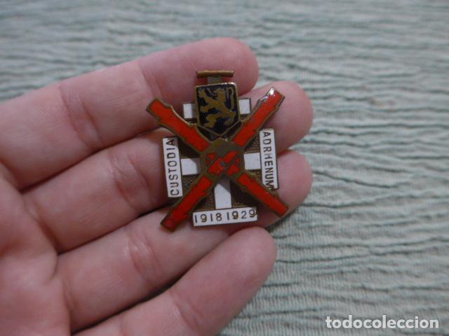 Militaria: Antigua medalla belga Cruz de la ocupacion de Renania - Rhin. 1918 y 1929. Belgica.