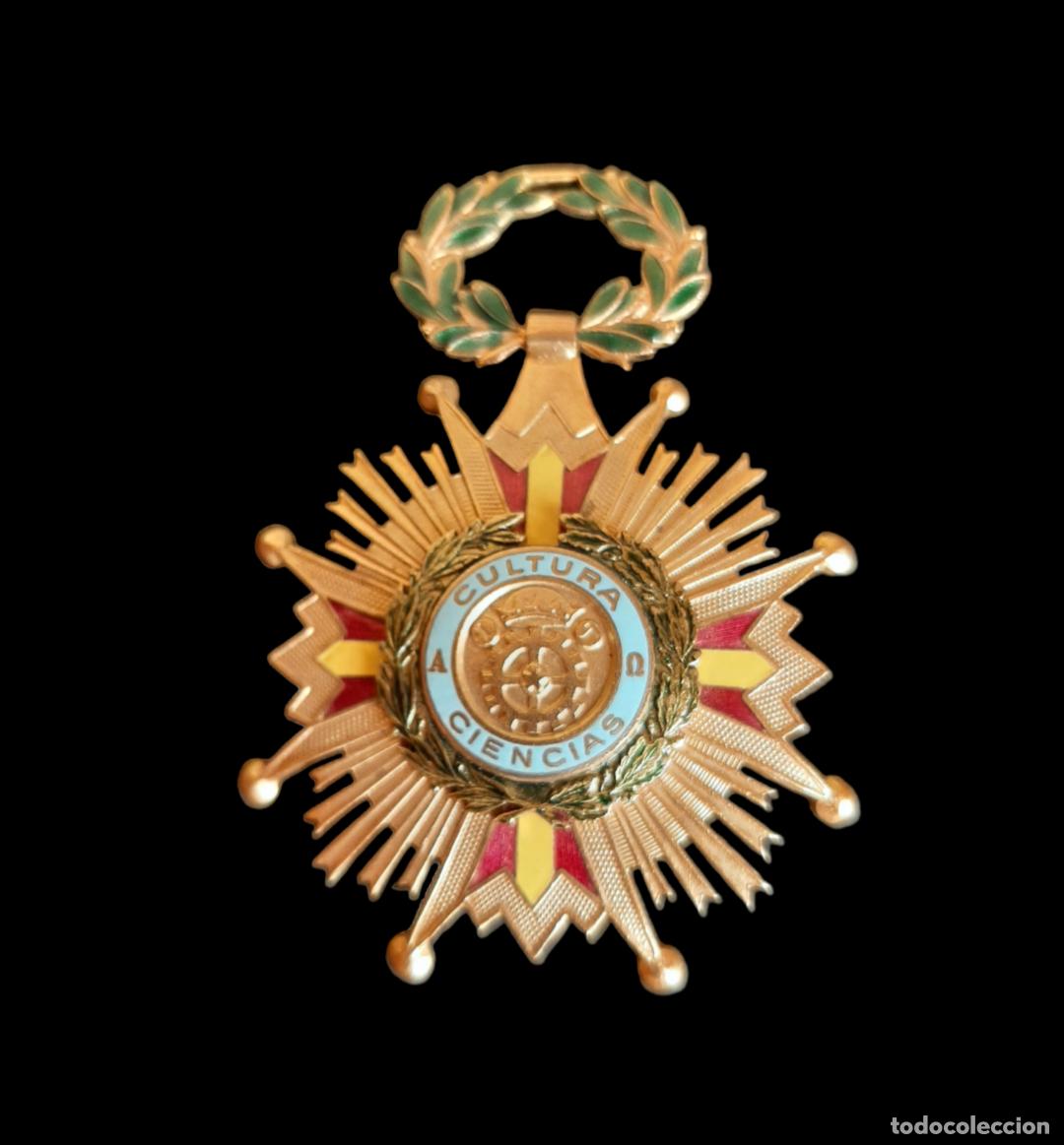 lote de medallas de un militar español - Acheter Médailles militaires  espagnoles anciennes sur todocoleccion