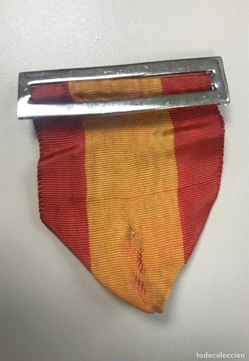 Militaria: PASADOR MEDALLA - Foto 1