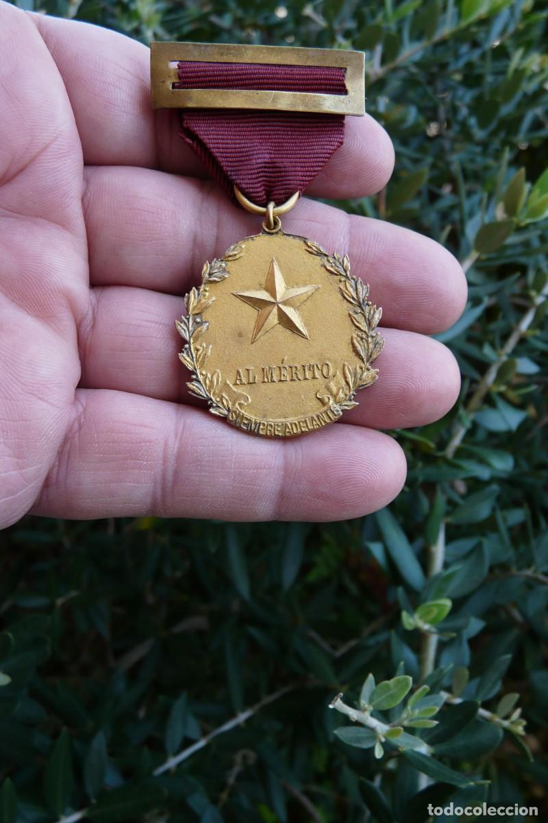 lote de medallas de un militar español - Acheter Médailles militaires  espagnoles anciennes sur todocoleccion