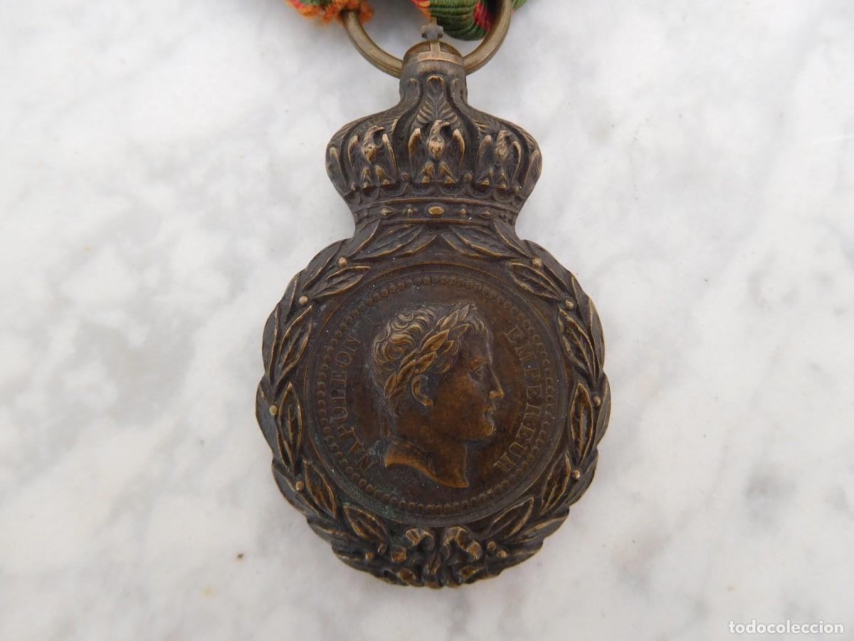 Medallas militares : - Medalla de Santa Elena Napoleón …