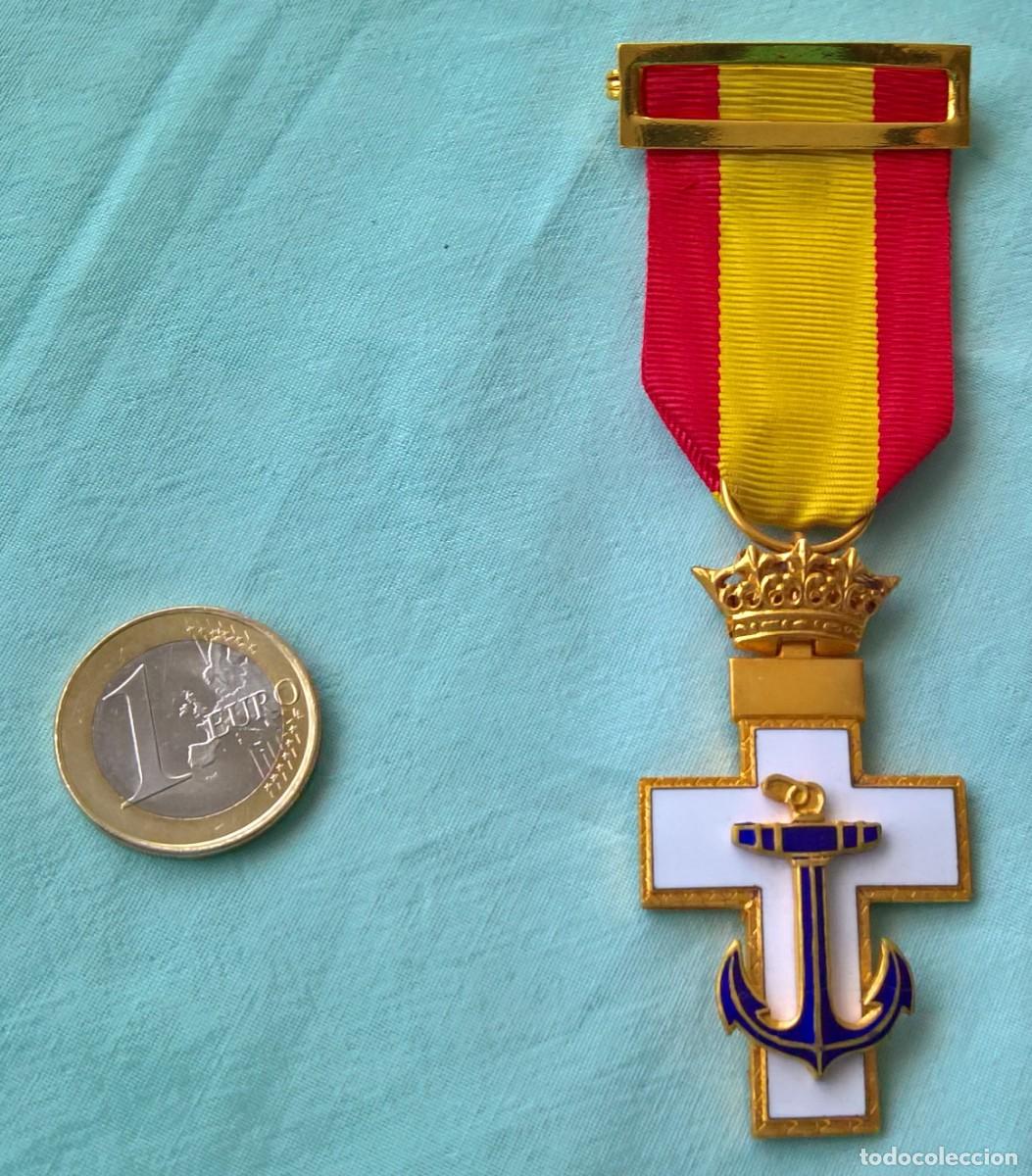 Military Antiques: Cruz Merito Naval distintivo Blanco , 2 &ordm; clase,.original epoca de Franco.esmaltada dos caras