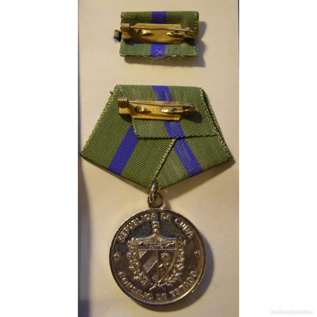 Militaria: Cubа Ignacio Agramonte 2do grado - Foto 2