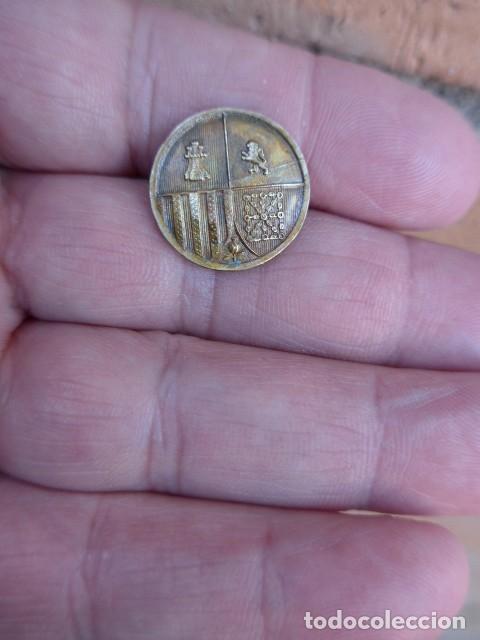 Militaria: REPUBLICA ANTIGUO ESCUSON O CENTRO DE MEDALLA MERITO MILITAR - TAPON